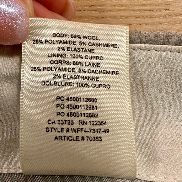 ARITZIA Willfred Classic Mini Skirt - Size 6 - Picture 8 of 11